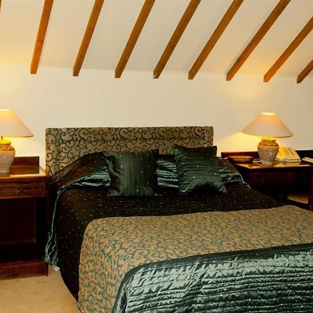 Ghyll Manor Country Hotel Хоршам Экстерьер фото