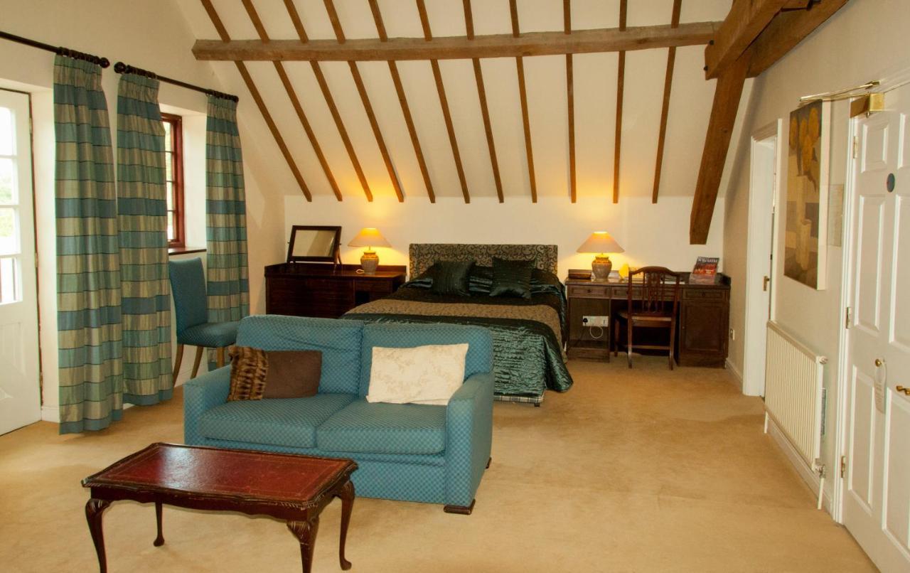 Ghyll Manor Country Hotel Хоршам Экстерьер фото
